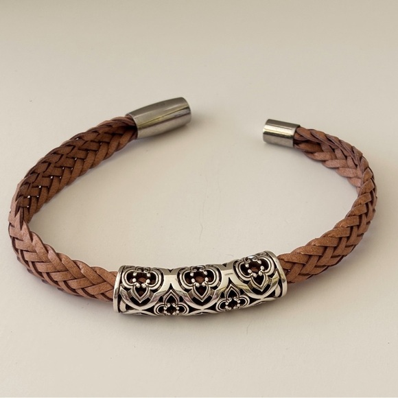 Brighton Interlok Trellis Leather Bracelet brown with a silver-plated accent. - Picture 5 of 5